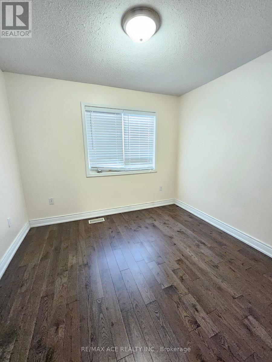 32 Keats Terrace, Brampton, Ontario  L7A 3N1 - Photo 21 - W12578270