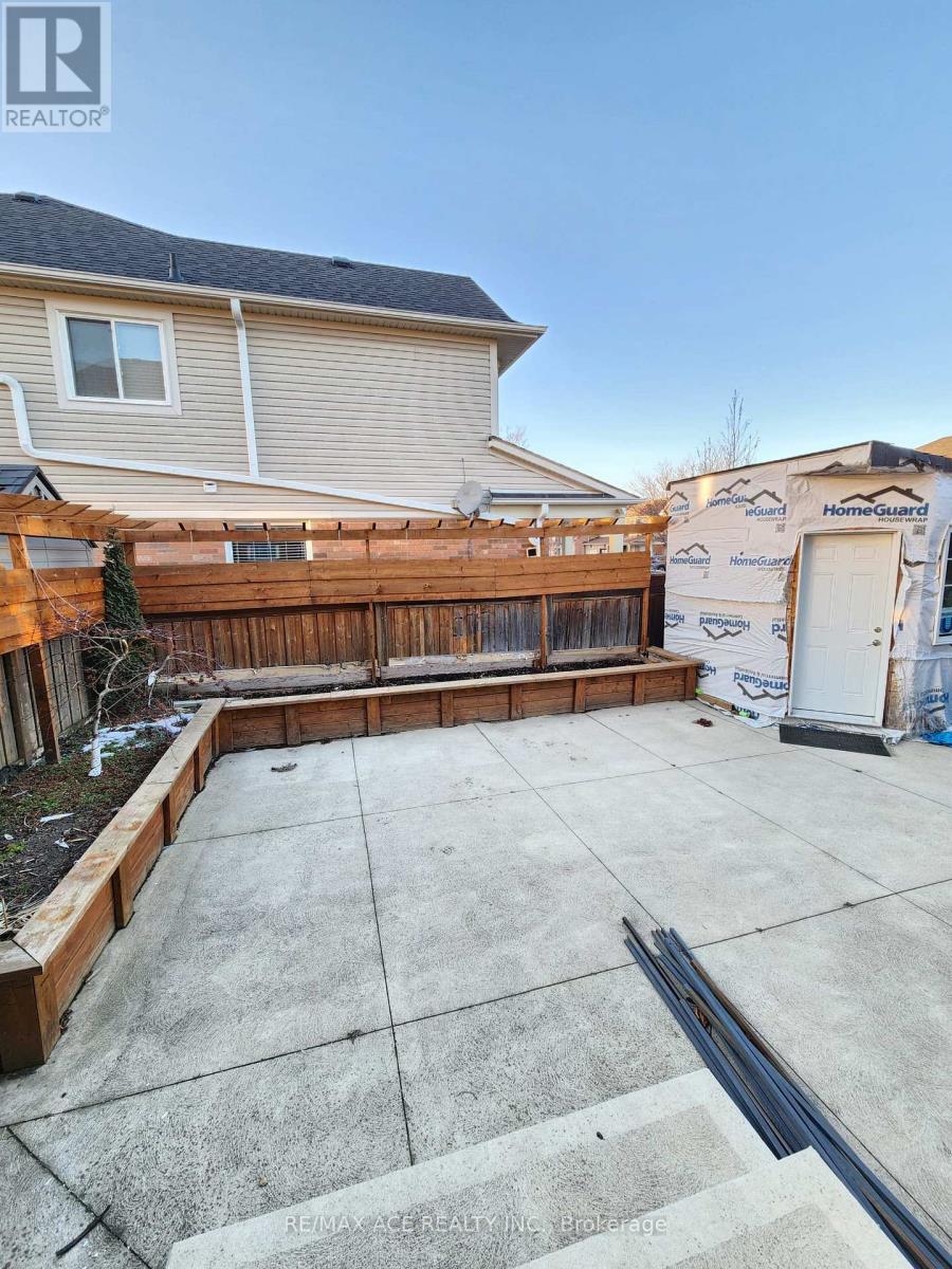 32 Keats Terrace, Brampton, Ontario  L7A 3N1 - Photo 26 - W12578270