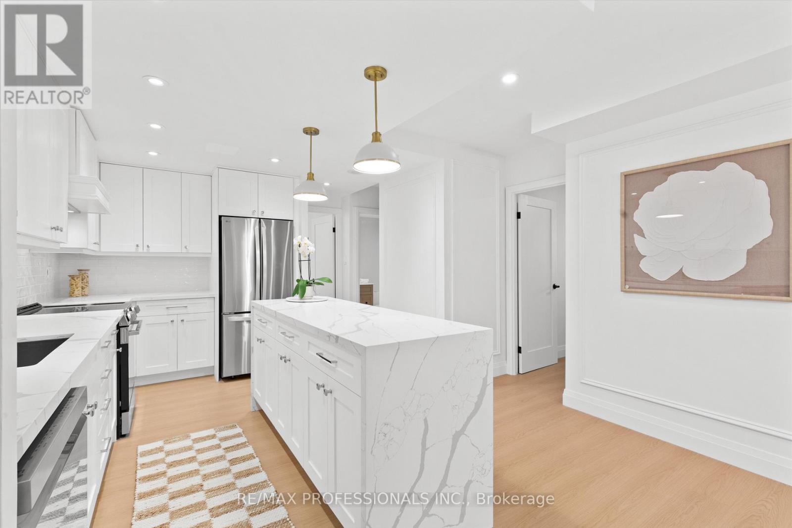 508 - 820 Burnhamthorpe Road, Toronto, Ontario  M9C 4W2 - Photo 7 - W12578274