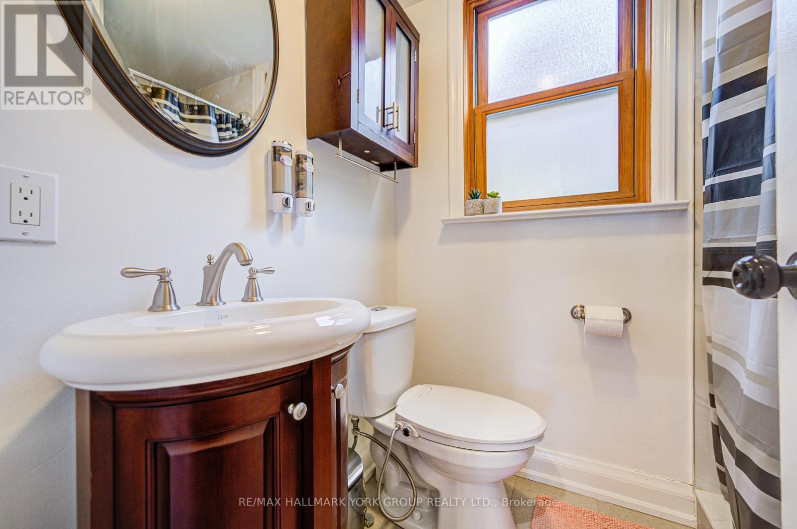 26 Gregory Street, Brampton, Ontario  L6Y 1G1 - Photo 14 - W12578300