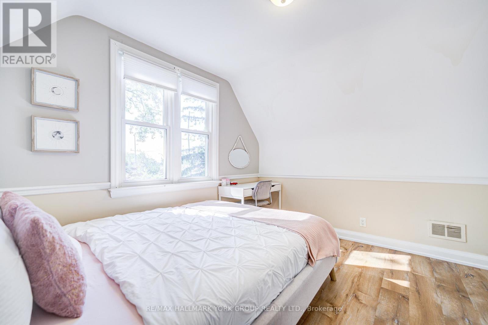 26 Gregory Street, Brampton, Ontario  L6Y 1G1 - Photo 21 - W12578300