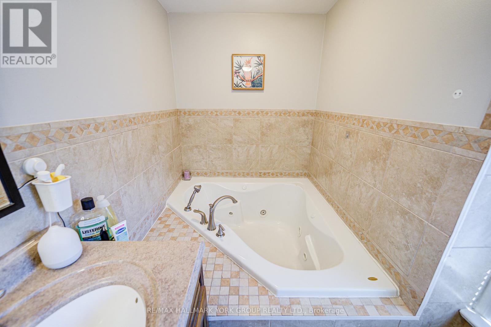 26 Gregory Street, Brampton, Ontario  L6Y 1G1 - Photo 27 - W12578300