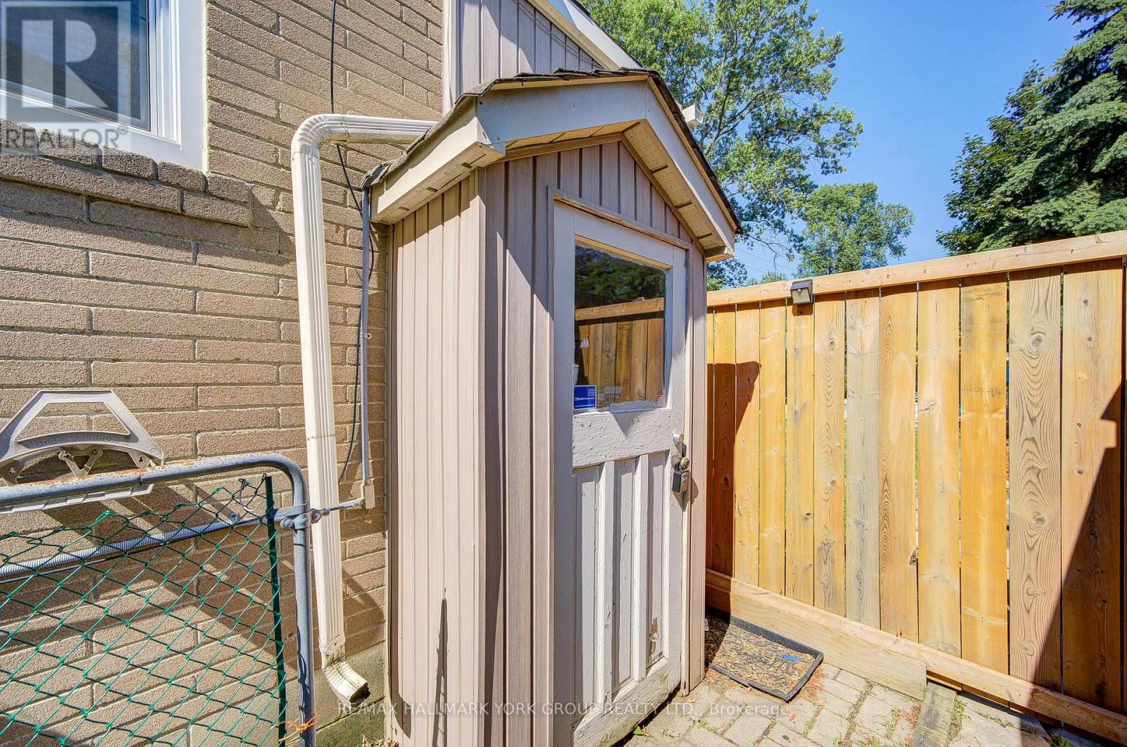 26 Gregory Street, Brampton, Ontario  L6Y 1G1 - Photo 47 - W12578300