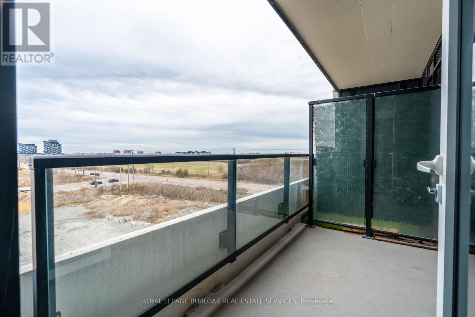 411 - 3200 William Coltson Avenue, Oakville, Ontario  L6H 7W6 - Photo 21 - W12578326