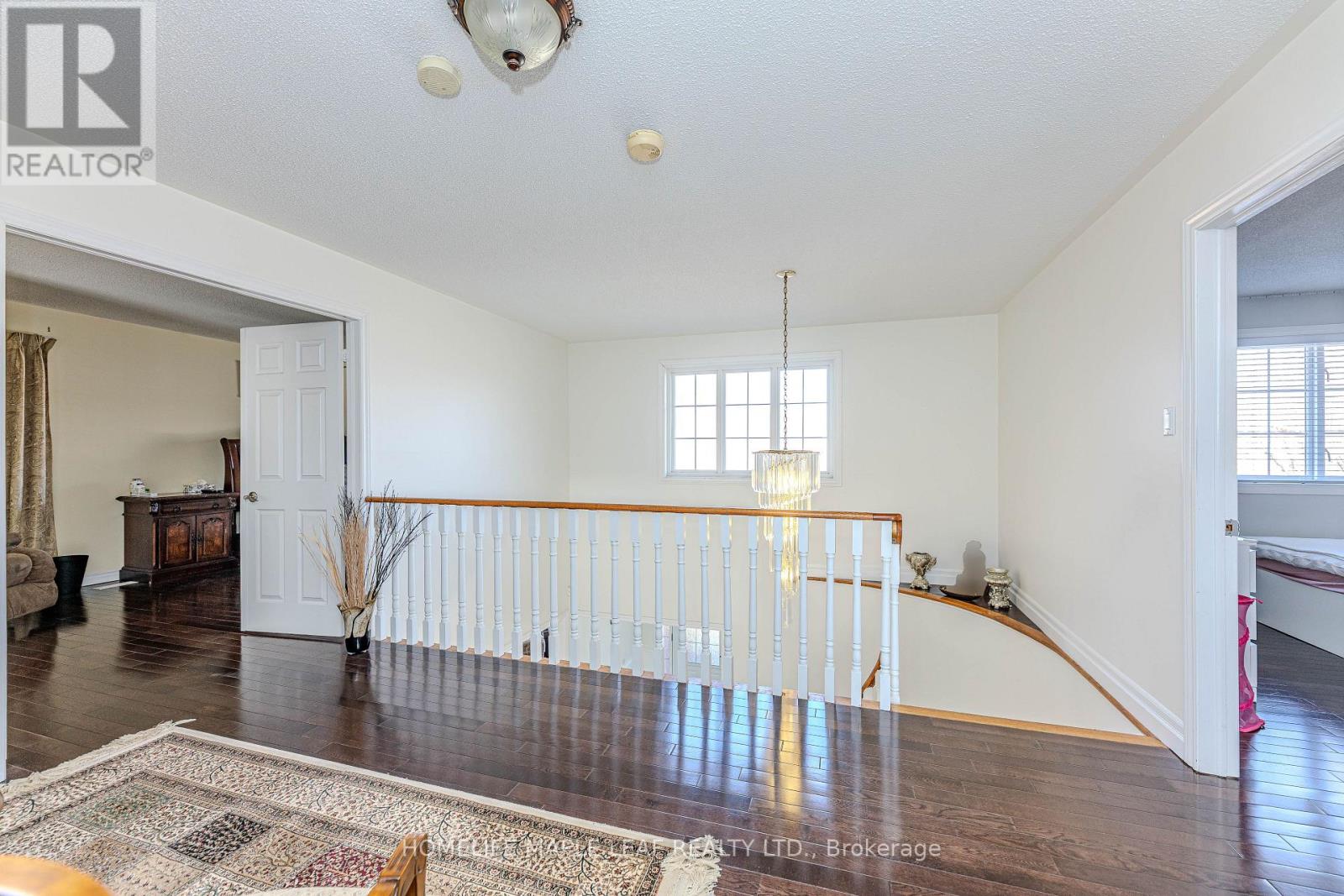 1310 Greenridge Circle, Oakville, Ontario  L6M 2J7 - Photo 24 - W12578330