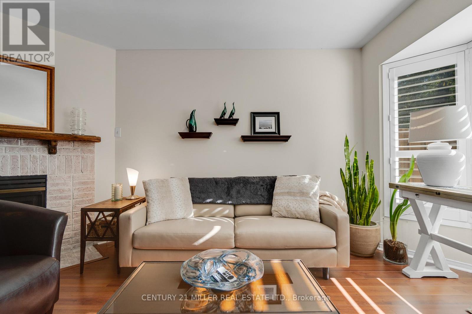 16 - 2230 Walkers Line, Burlington, Ontario  L7M 3Y8 - Photo 6 - W12578334