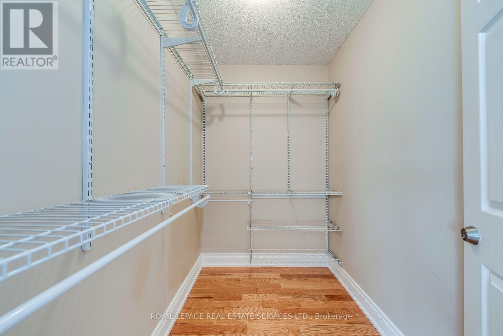 Upper - 5254 Astwell Avenue, Mississauga, Ontario  L5R 3H8 - Photo 20 - W12578368