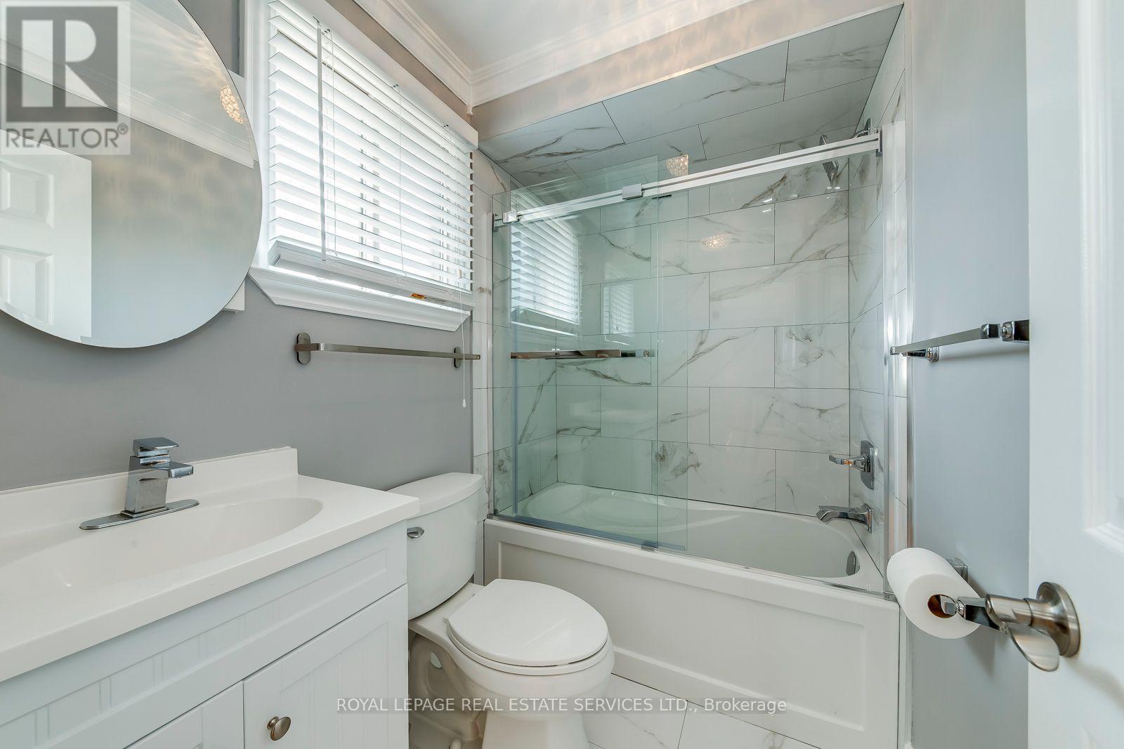 Upper - 5254 Astwell Avenue, Mississauga, Ontario  L5R 3H8 - Photo 21 - W12578368