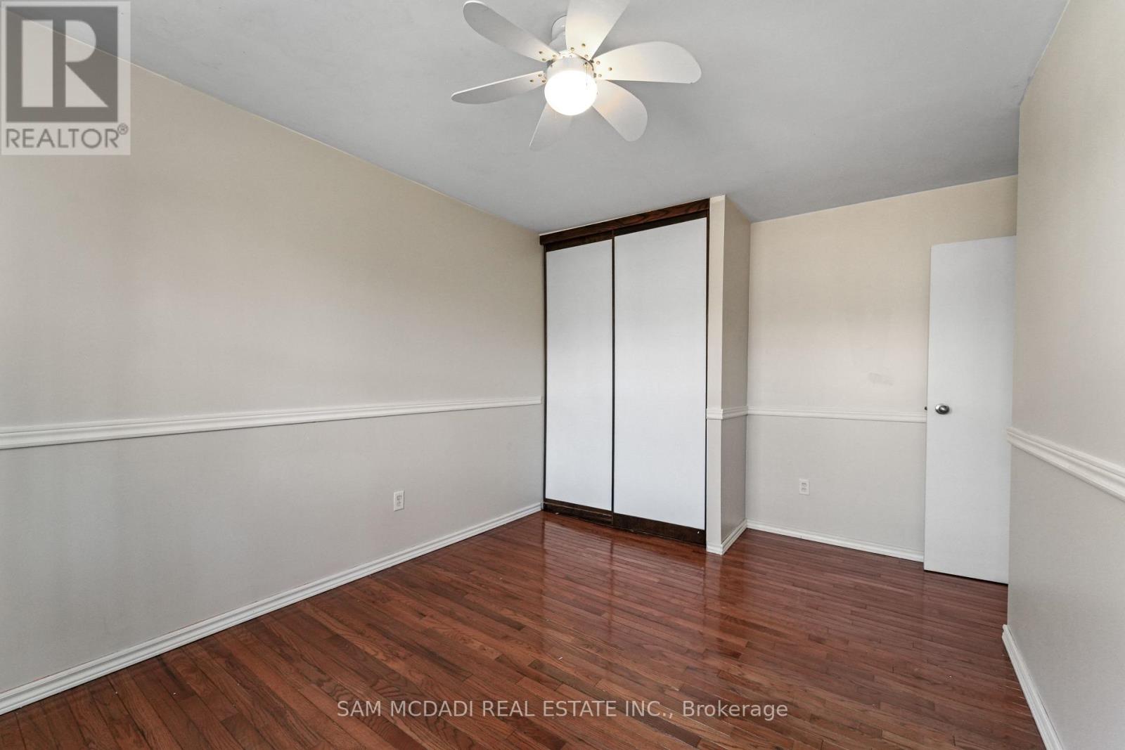 132 - 1050 Shawnmarr Road, Mississauga, Ontario  L5H 3V1 - Photo 15 - W12578374