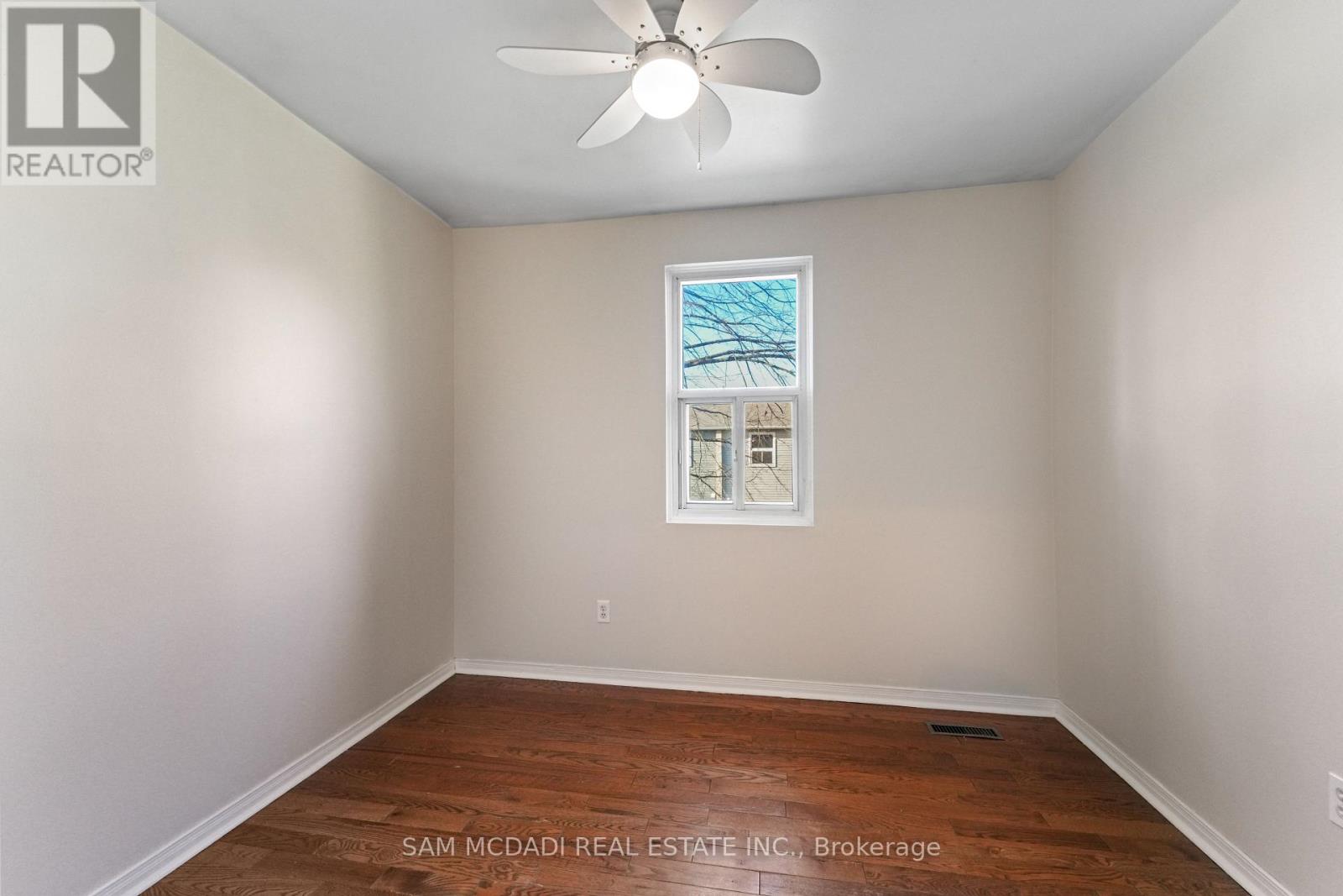 132 - 1050 Shawnmarr Road, Mississauga, Ontario  L5H 3V1 - Photo 16 - W12578374