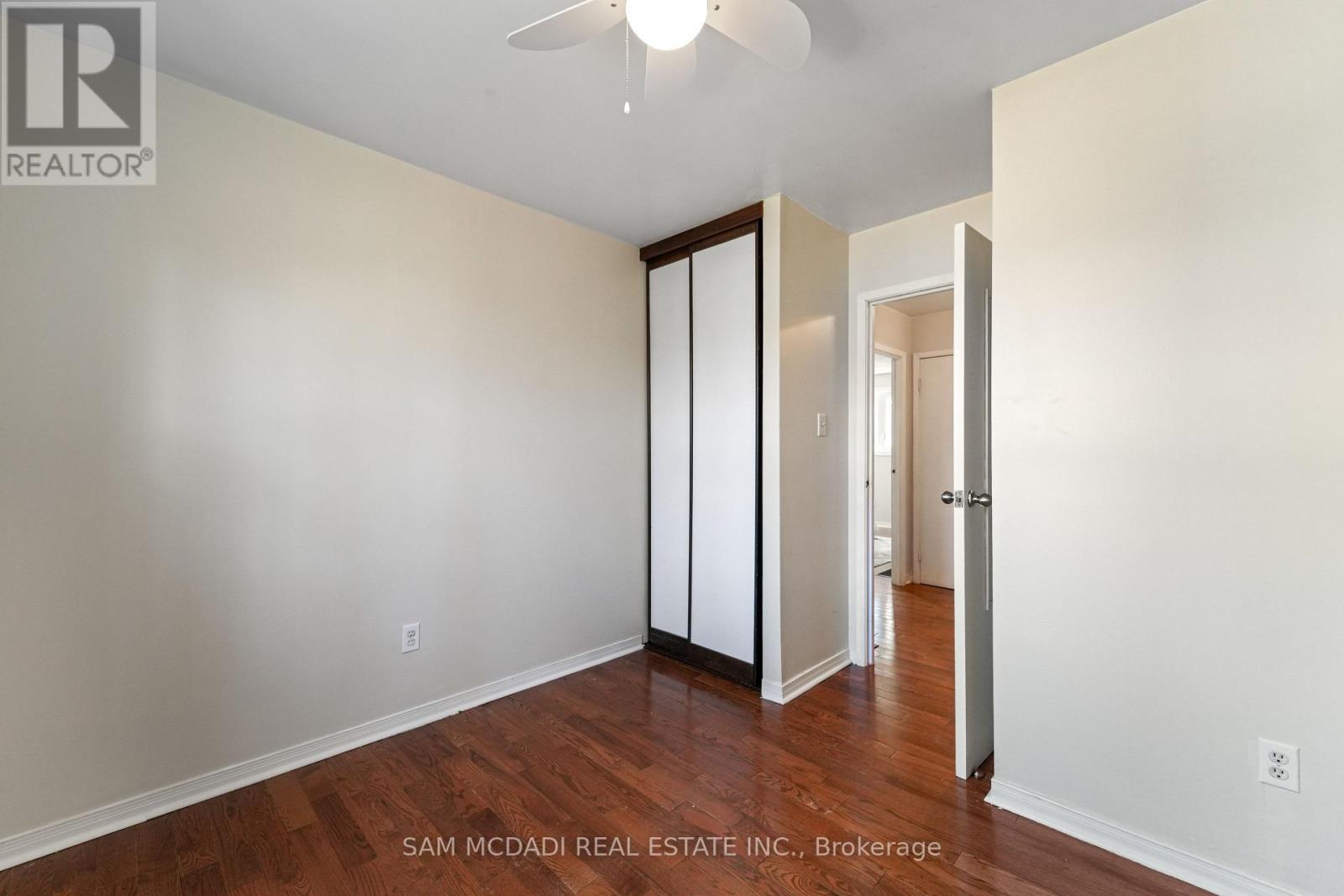 132 - 1050 Shawnmarr Road, Mississauga, Ontario  L5H 3V1 - Photo 17 - W12578374