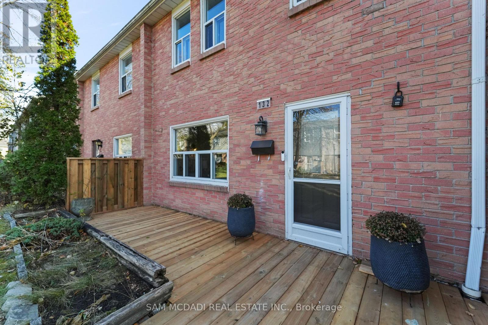 132 - 1050 Shawnmarr Road, Mississauga, Ontario  L5H 3V1 - Photo 35 - W12578374