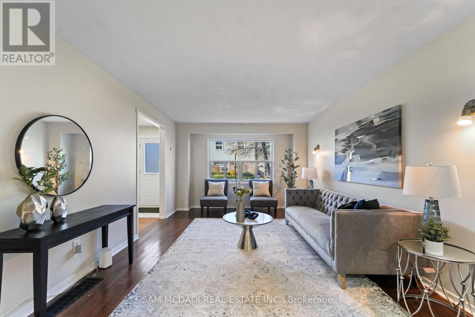 132 - 1050 Shawnmarr Road, Mississauga, Ontario  L5H 3V1 - Photo 5 - W12578374