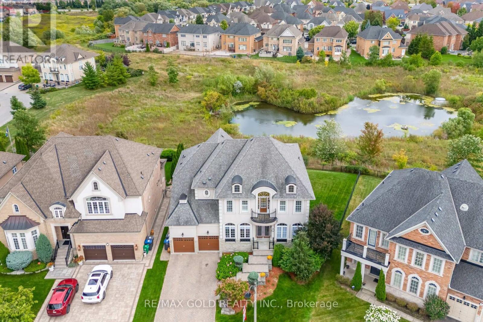 10 Vissini Way, Brampton, Ontario  L6P 2W2 - Photo 41 - W12578416