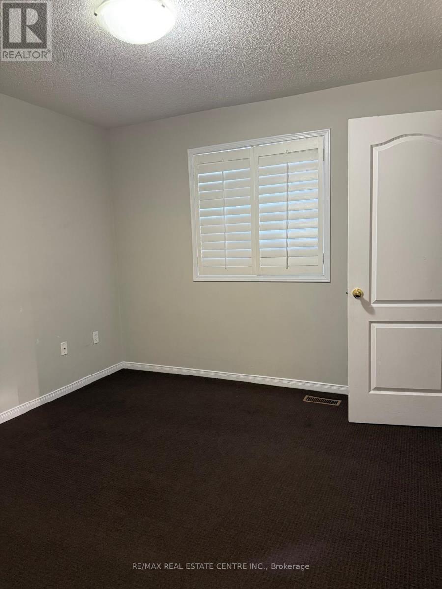 29 El Camino Way, Brampton, Ontario  L7A 3C4 - Photo 16 - W12578426