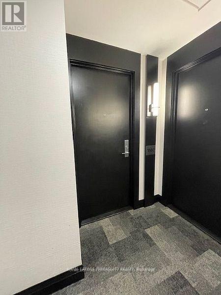 1602 - 70 Absolute Avenue, Mississauga, Ontario  L4Z 0A4 - Photo 3 - W12578428