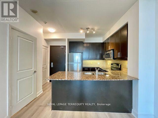 1602 - 70 Absolute Avenue, Mississauga, Ontario  L4Z 0A4 - Photo 5 - W12578428