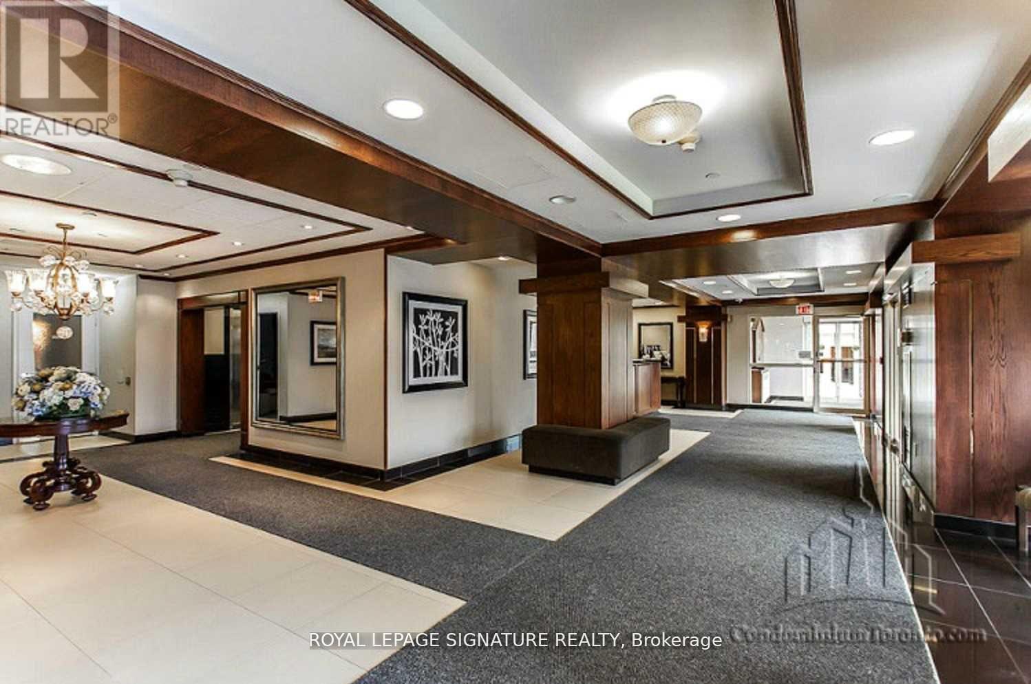 2004 - 101 Subway Crescent, Toronto, Ontario  M9B 6K4 - Photo 2 - W12578434