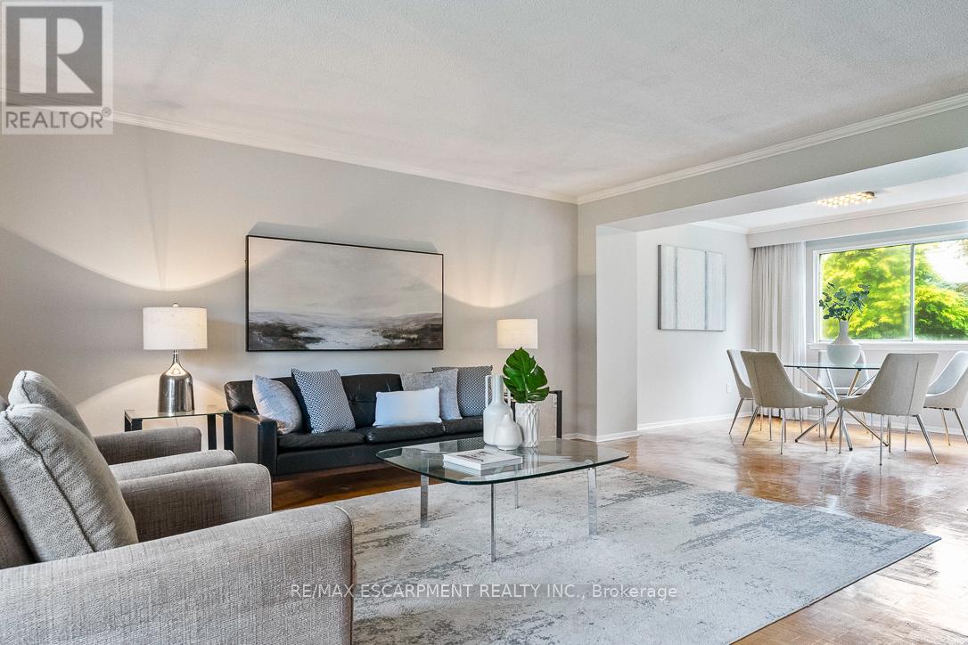 2369 Baccaro Road, Oakville, Ontario  L6J 5V9 - Photo 7 - W12578440