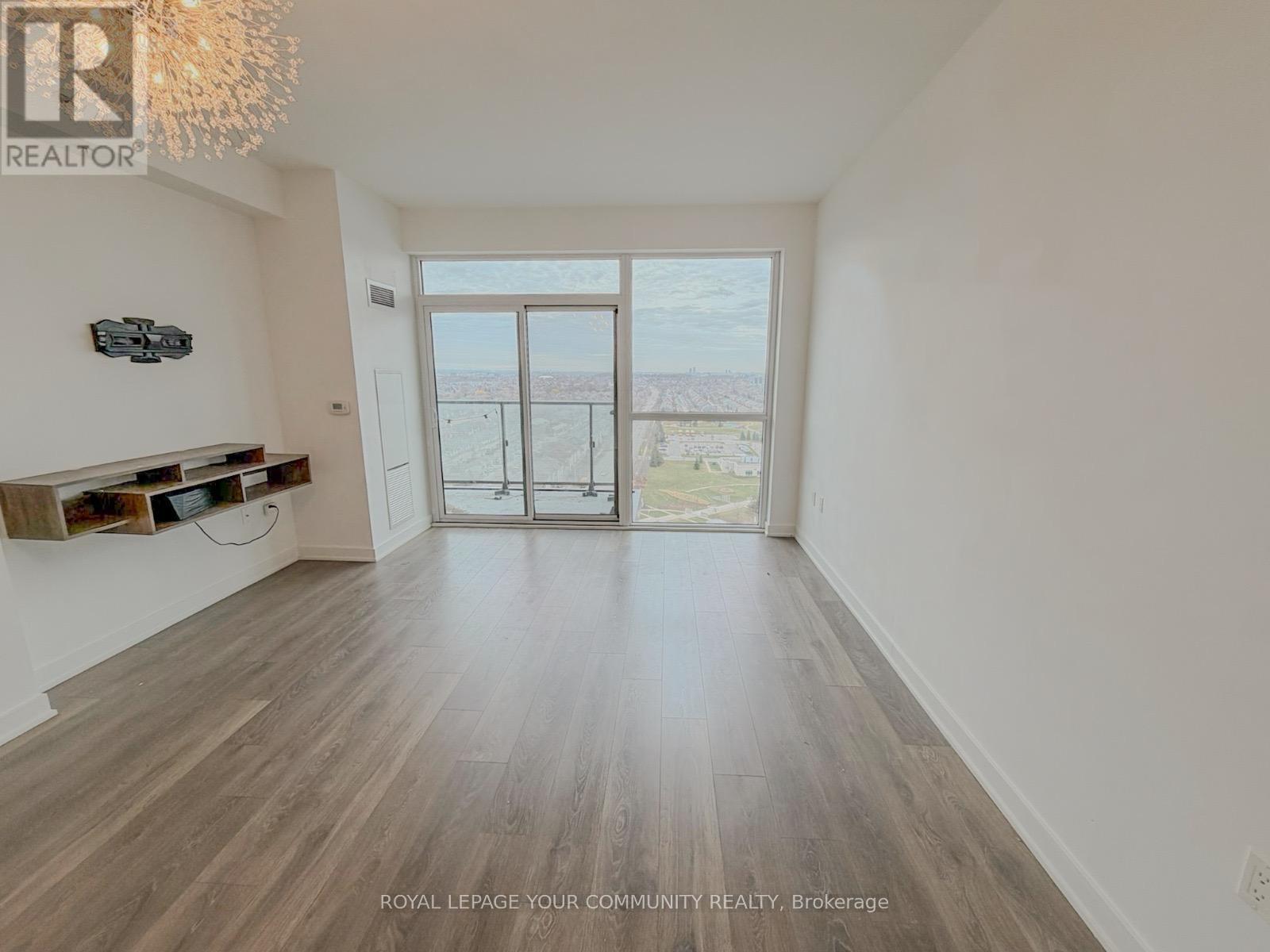 1704 - 75 Oneida Crescent, Richmond Hill, Ontario  L4B 0H3 - Photo 13 - N12577072