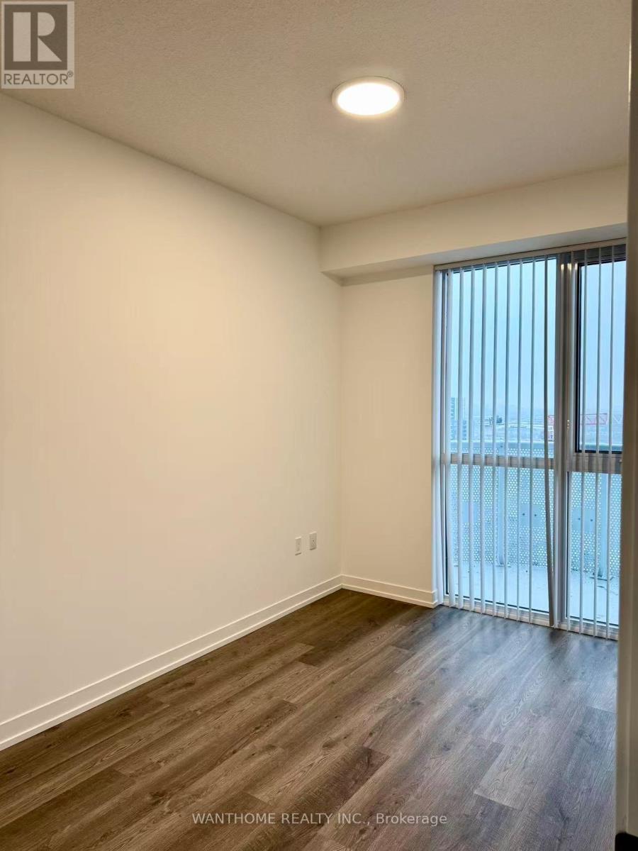 1712 - 8 Interchange Way, Vaughan, Ontario  L4K 0R2 - Photo 6 - N12577240