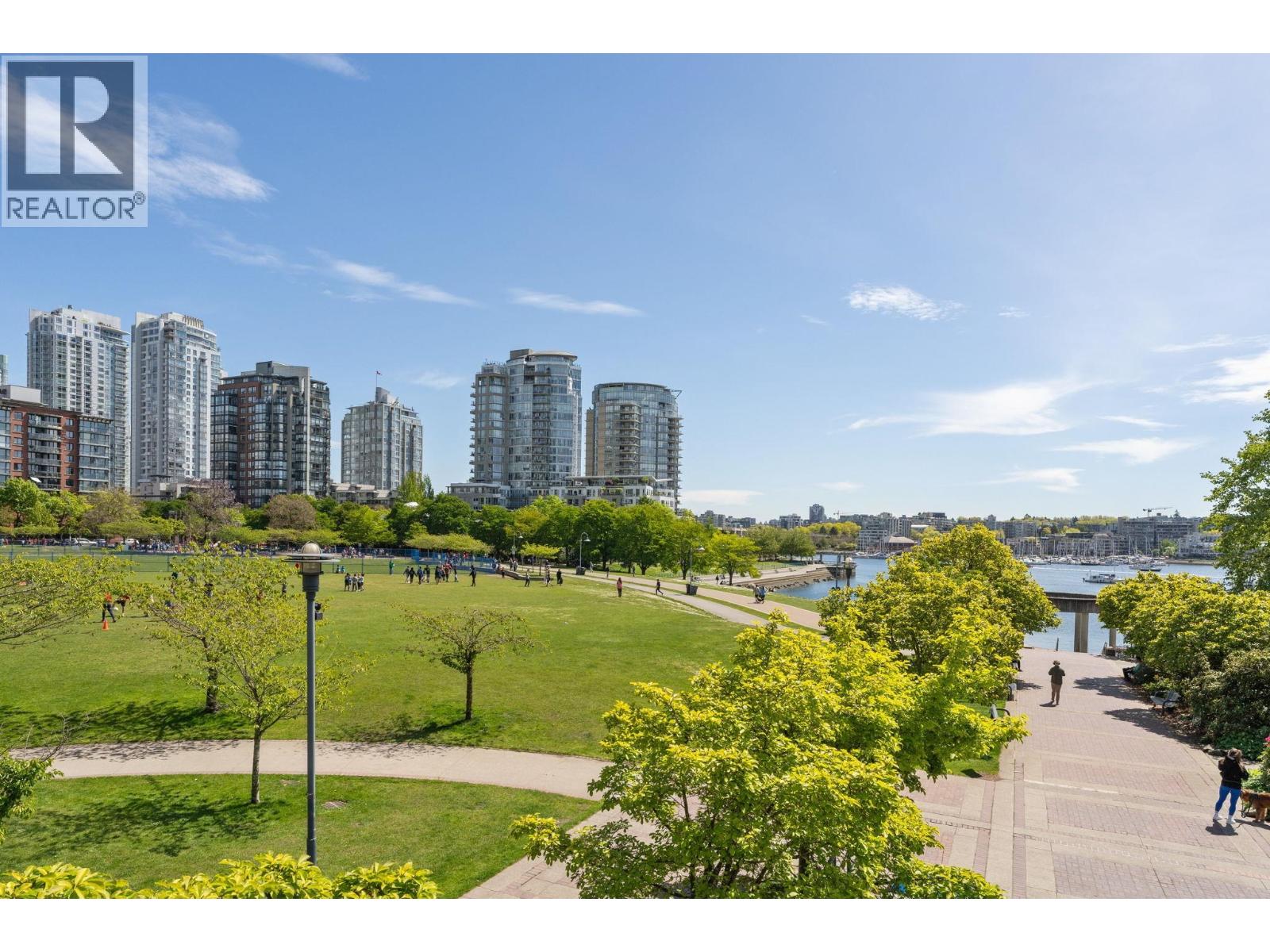 2201 1408 STRATHMORE MEWS, Vancouver, British Columbia