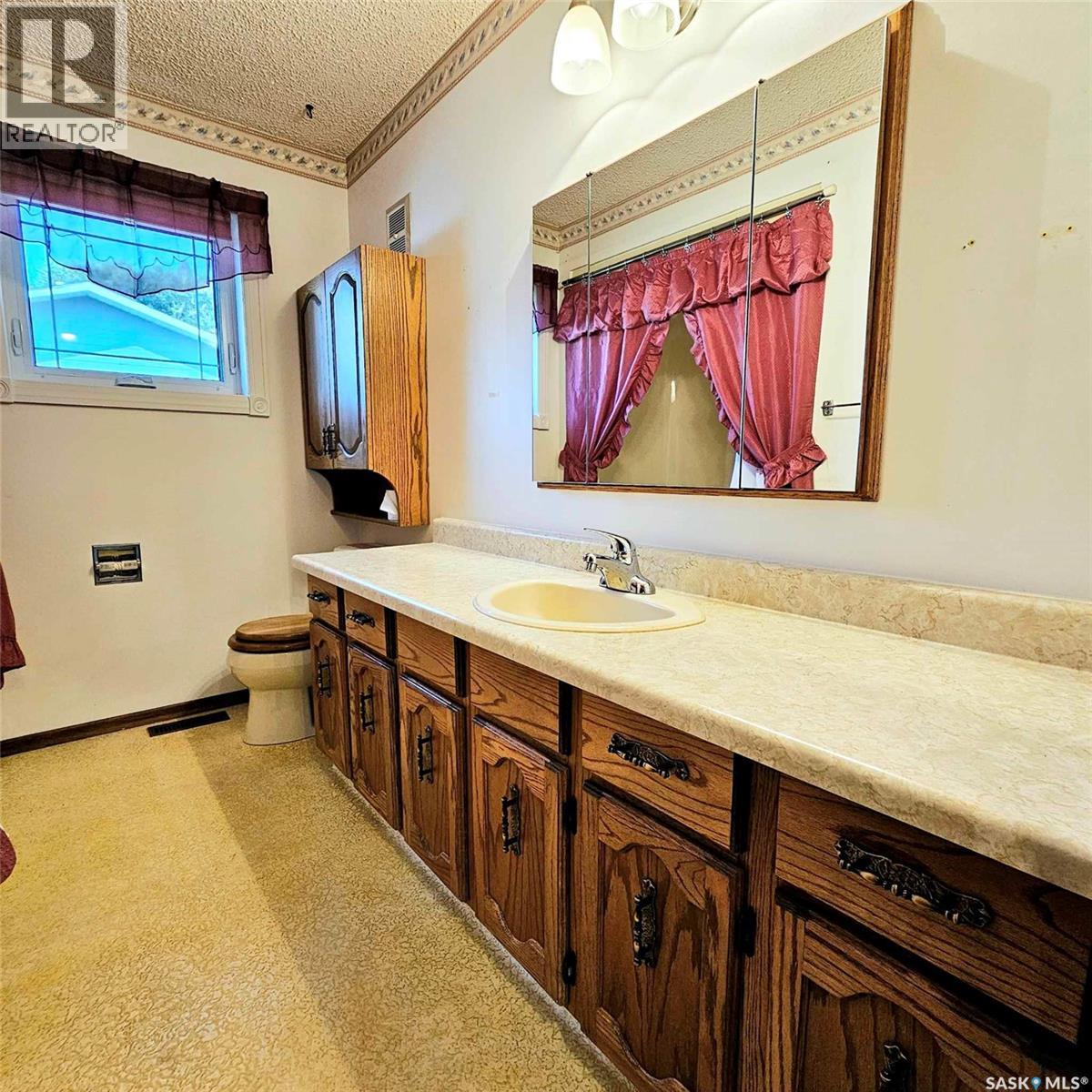 219 Carl Avenue E, Langenburg, Saskatchewan  S0A 2A0 - Photo 18 - SK018401