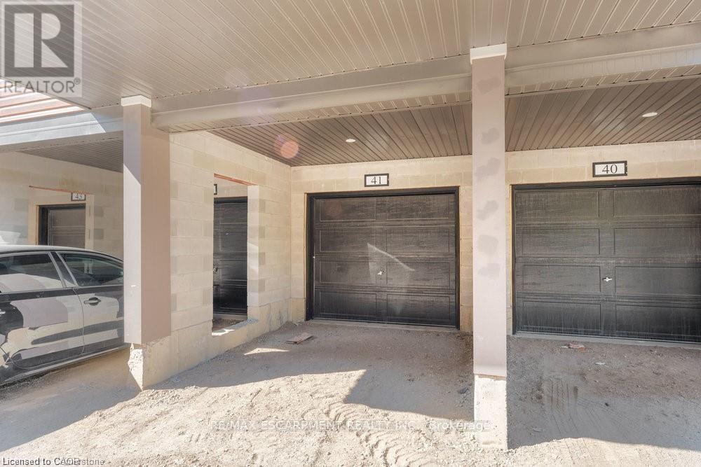 41 - 2 Willow Street, Brant, Ontario  N3L 0K7 - Photo 28 - X12578218