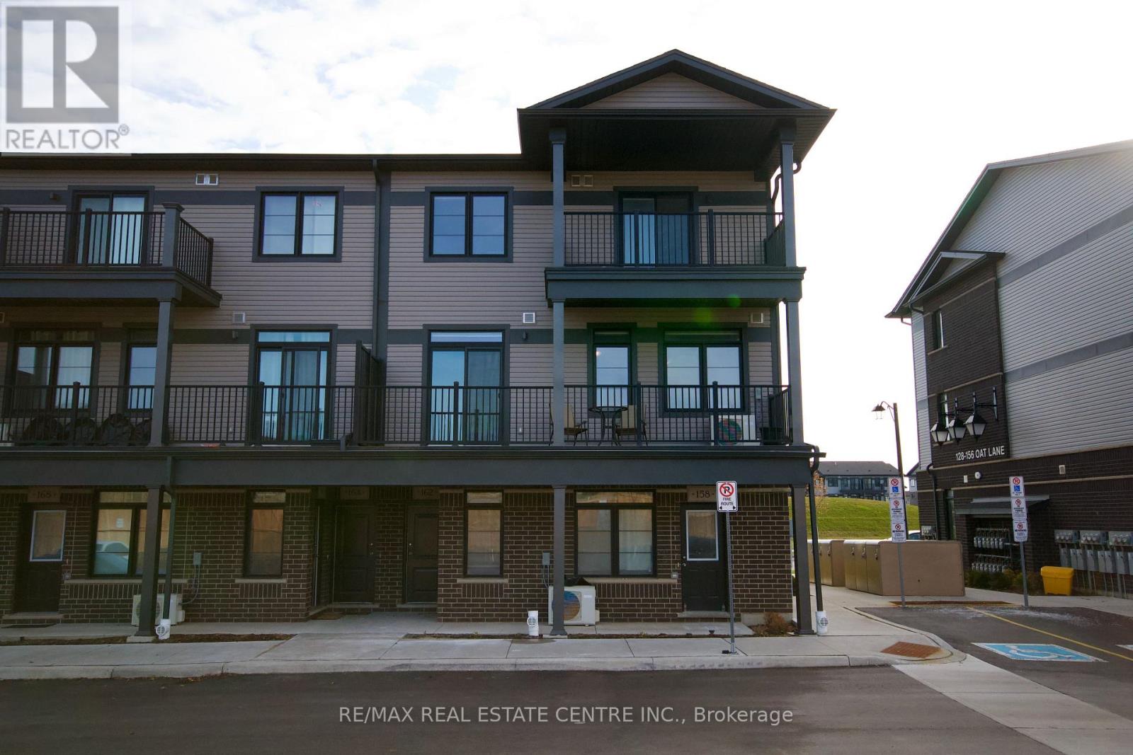 160 Oat Lane, Kitchener, Ontario  N2E 0S8 - Photo 21 - X12578350