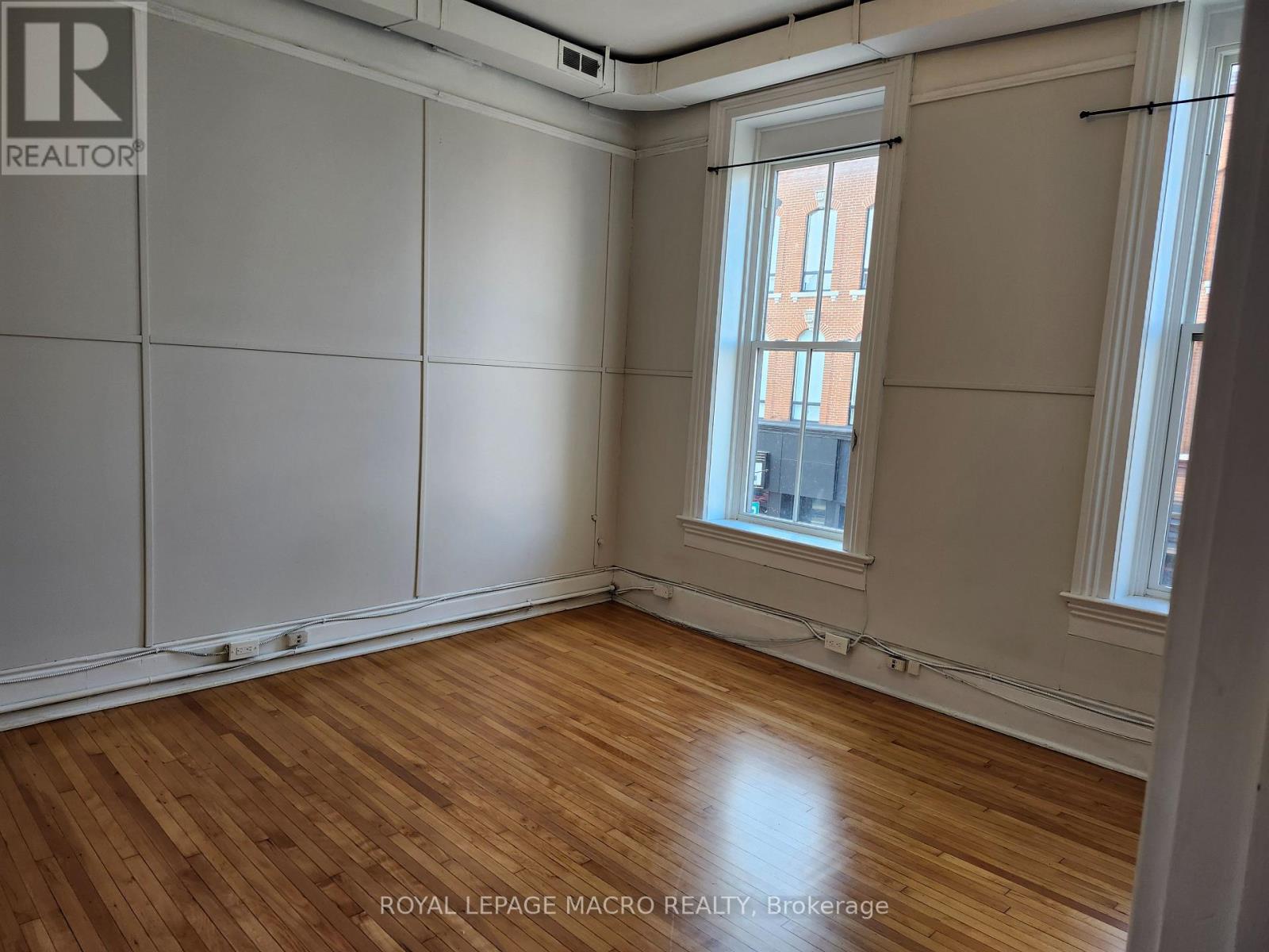 2a - 118 St. Paul Street, St. Catharines, Ontario  L2R 3M2 - Photo 14 - X12578390