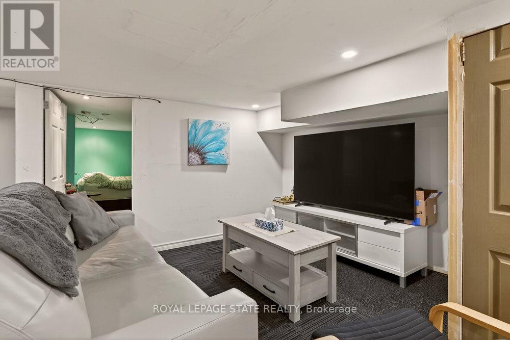 163 Hope Avenue, Hamilton, Ontario  L8H 2E7 - Photo 35 - X12578404