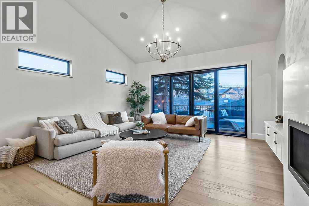 56 Lissington Drive Sw, Calgary, Alberta T3E 5E3 - Photo 12 - A2268859