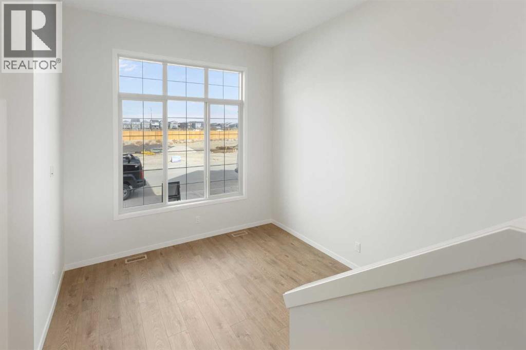 688 Buffaloberry Manor Se, Calgary, Alberta  T3M 3Z3 - Photo 6 - A2262894