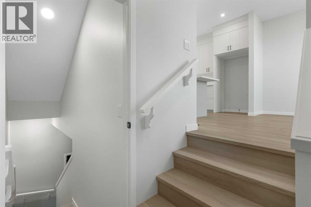 13 Creekview Manor Sw, Calgary, Alberta  T2X 5Y4 - Photo 34 - A2269434