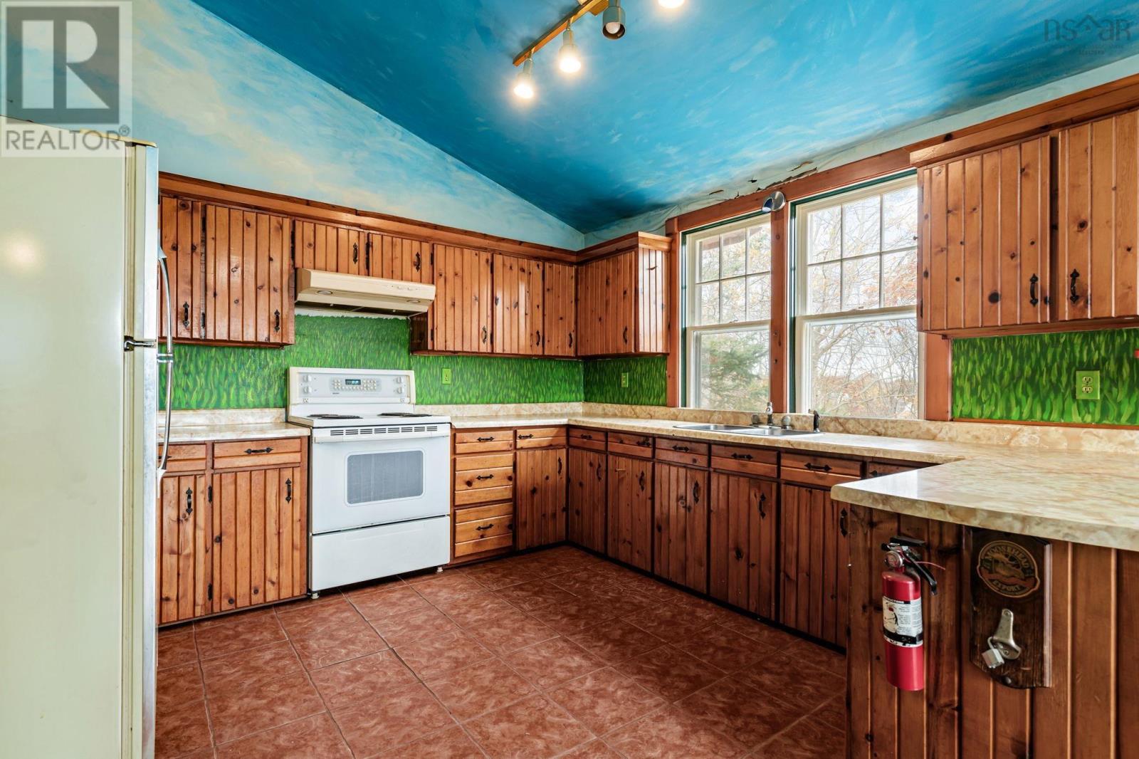 17 Idlewylde Road, Halifax, Nova Scotia  B3N 1B8 - Photo 28 - 202527273