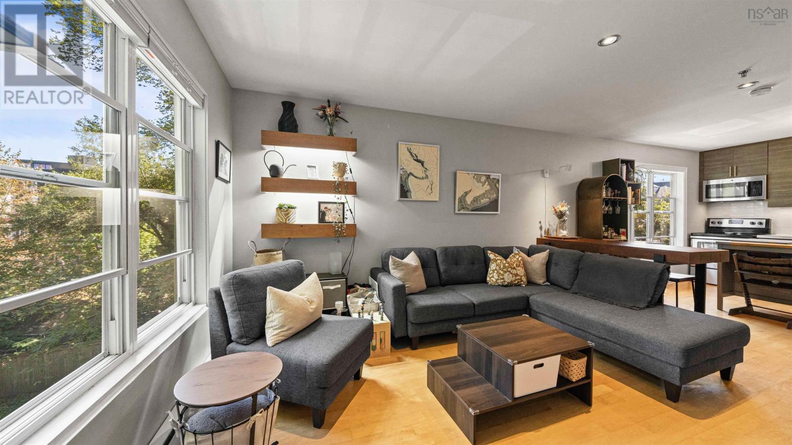 4 2093 Creighton Street, Halifax, Nova Scotia  B3K 3R5 - Photo 1 - 202527345