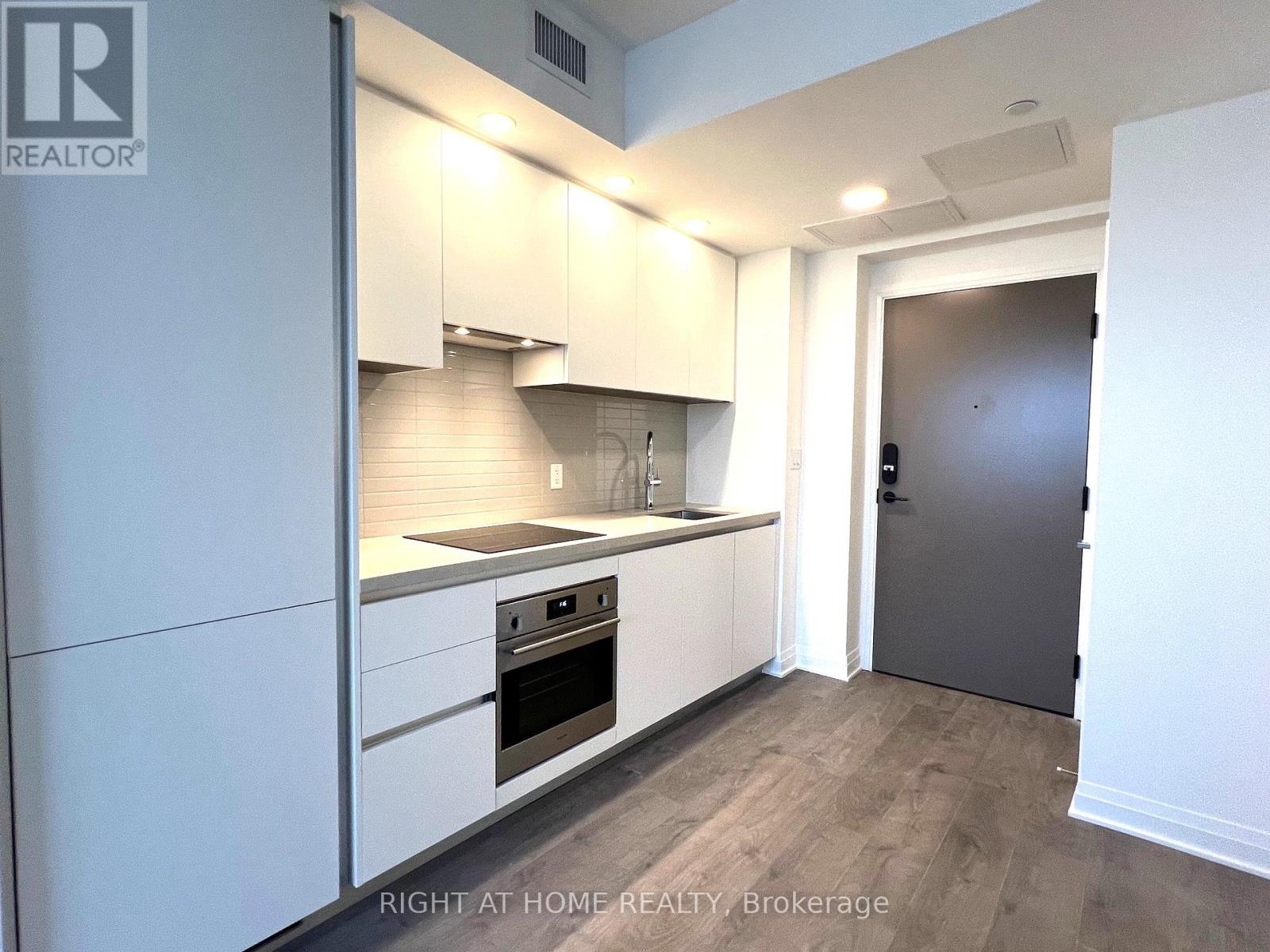 3508 - 4015 The Exchange Street, Mississauga, Ontario  L5B 0N9 - Photo 5 - W12561260