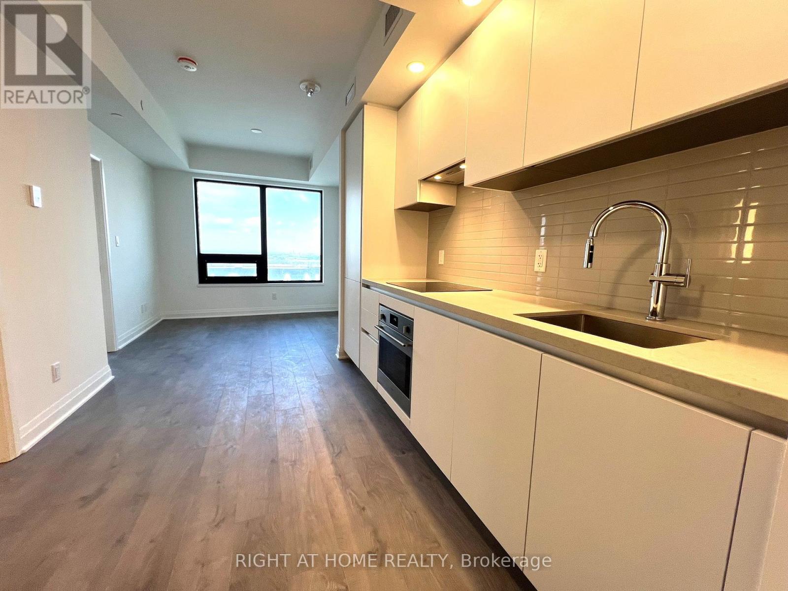 3508 - 4015 The Exchange Street, Mississauga, Ontario  L5B 0N9 - Photo 9 - W12561260