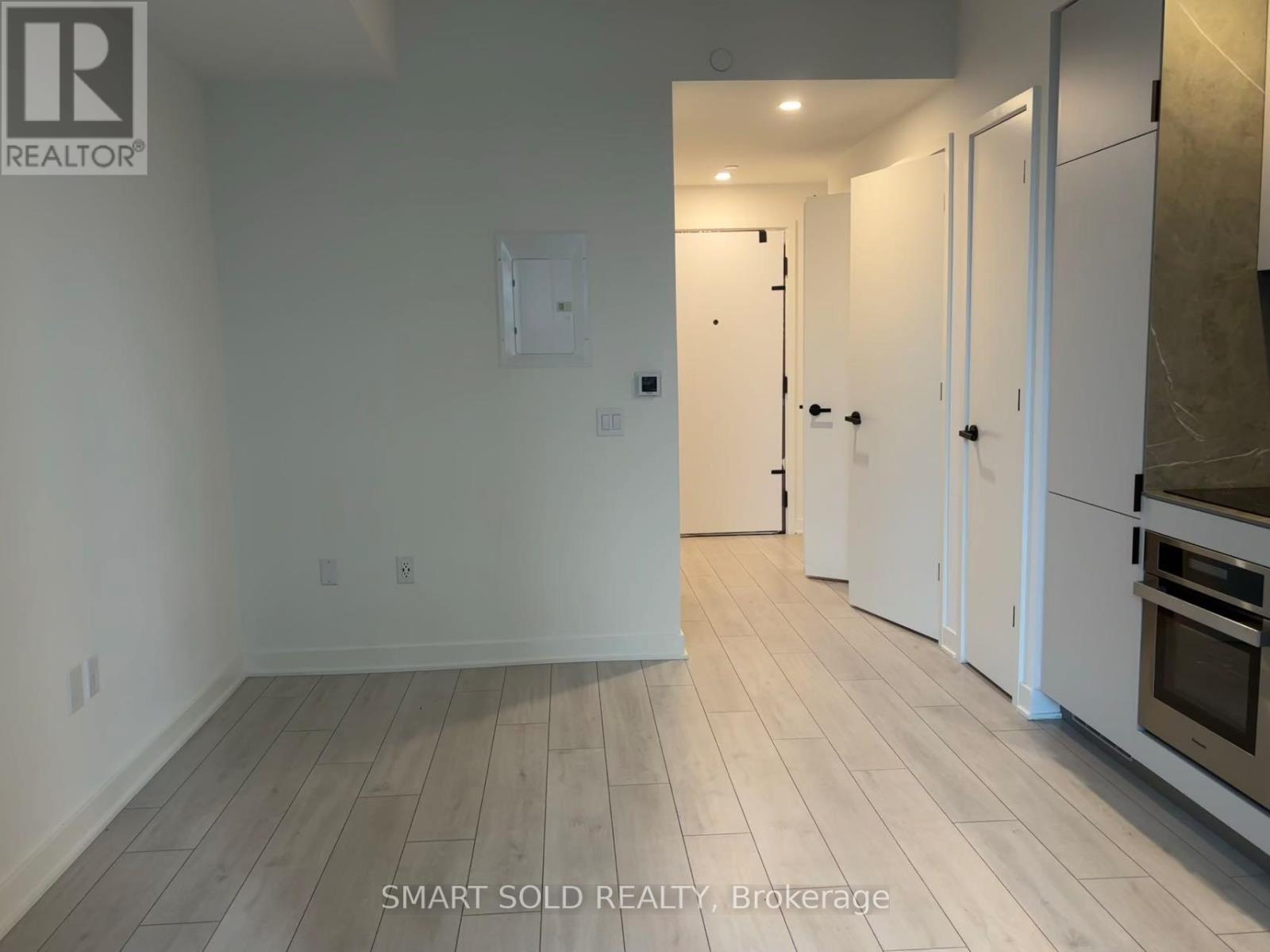 2811 - 55 Charles Street E, Toronto, Ontario  M4Y 0J1 - Photo 2 - C12578512