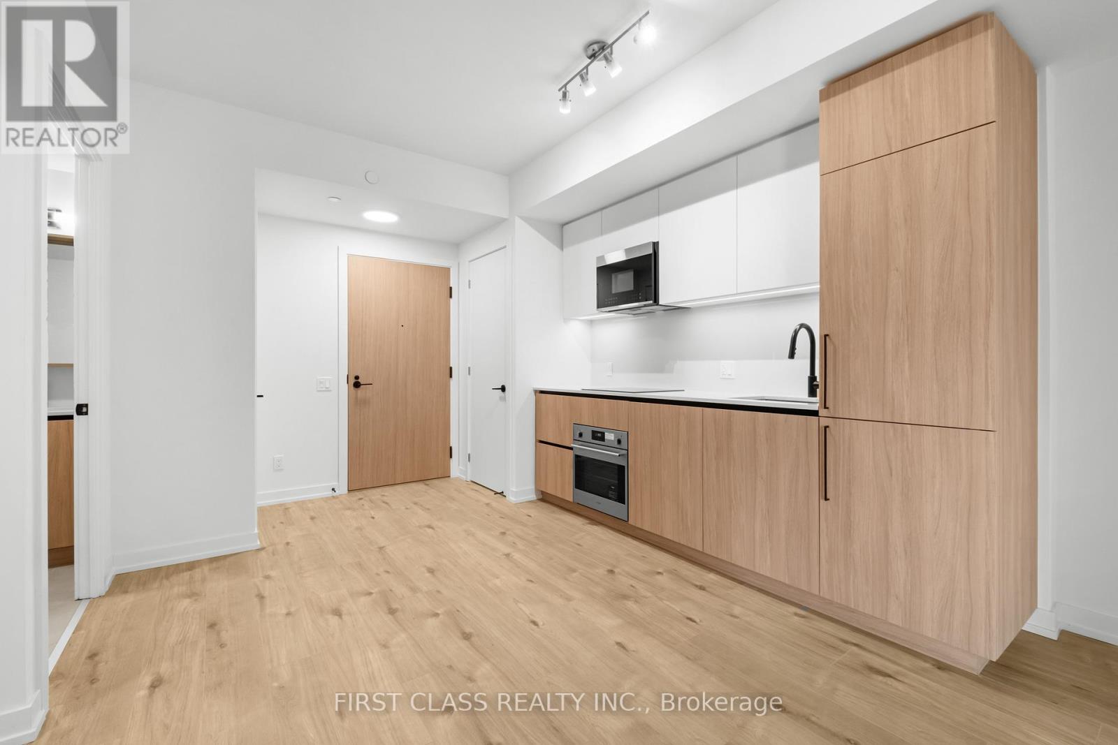 518 - 35 Parliament Street, Toronto, Ontario  M5A 0Z5 - Photo 2 - C12578522