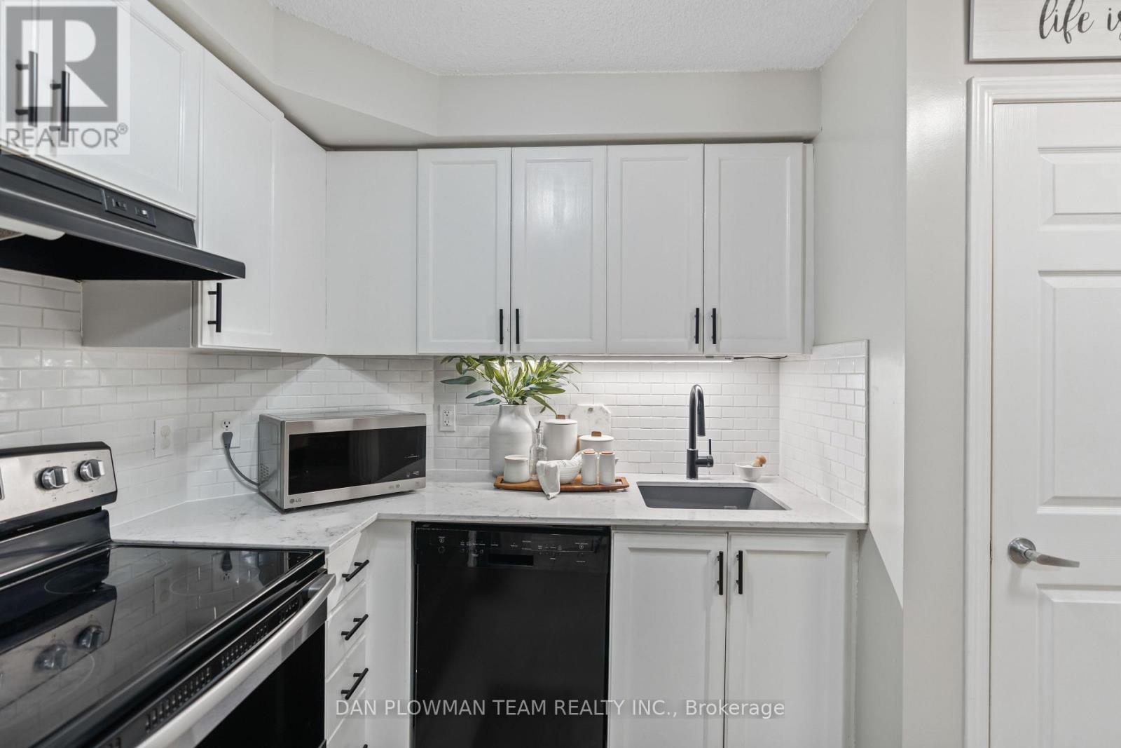 224 - 5235 Finch Avenue E, Toronto, Ontario  M1S 5X3 - Photo 6 - E12578500