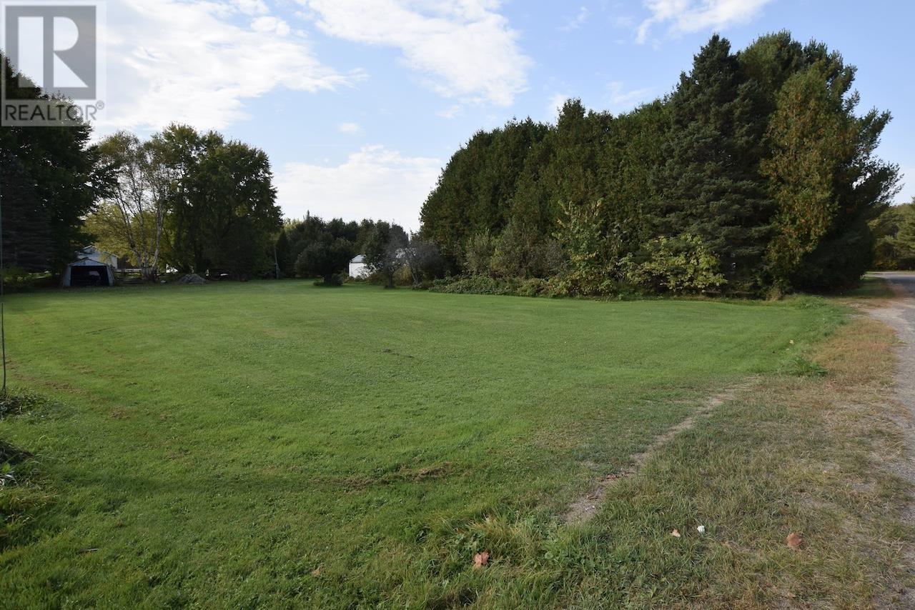 3 Eastman Rd, Blind River, Ontario  P0R 1B0 - Photo 27 - SM253294