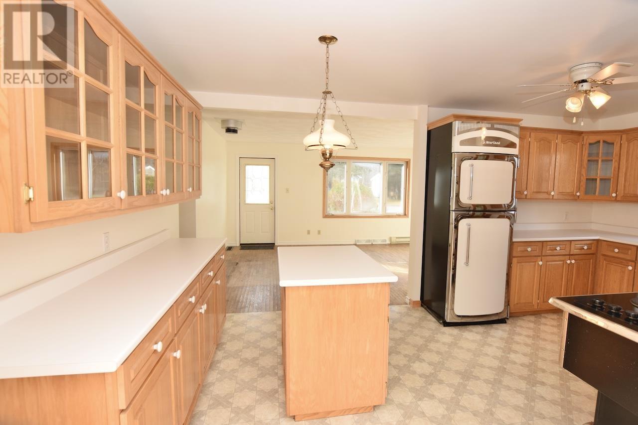 3 Eastman Rd, Blind River, Ontario  P0R 1B0 - Photo 8 - SM253294