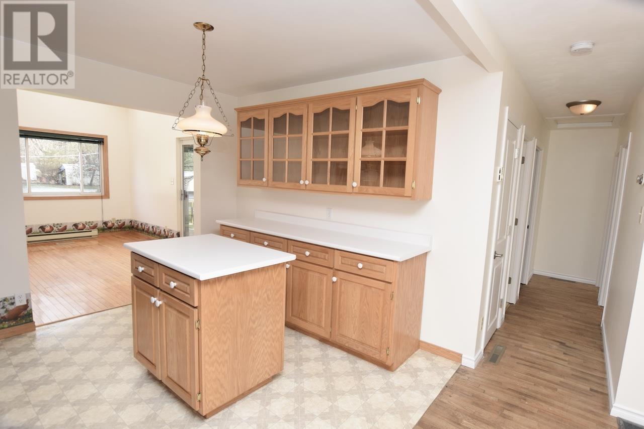 3 Eastman Rd, Blind River, Ontario  P0R 1B0 - Photo 15 - SM253294