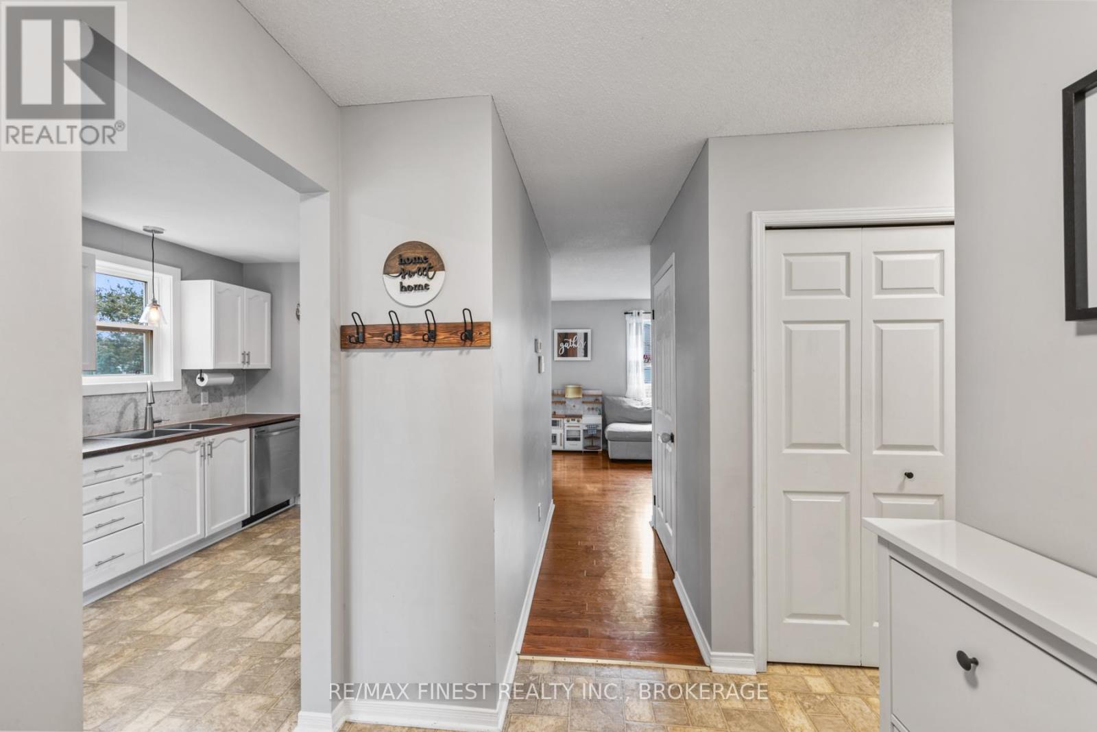 1236 Brackenwood Crescent, Kingston, Ontario K7P 2W1 - Photo 15 - X12578796