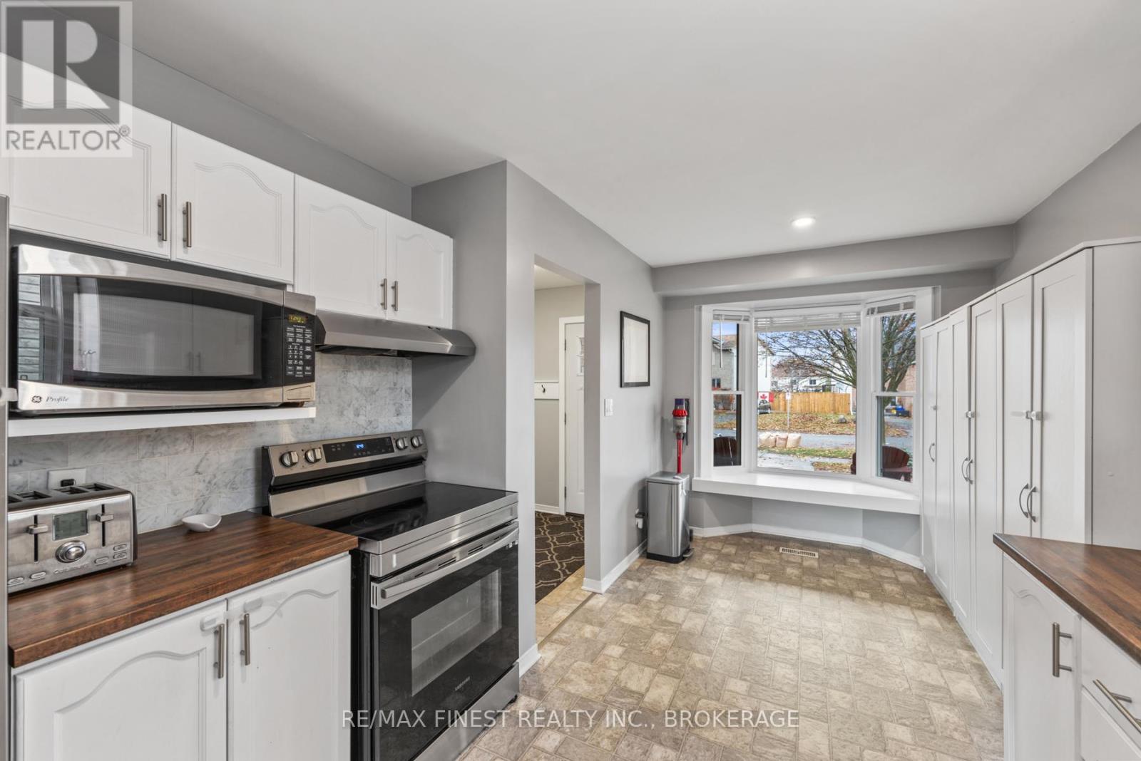 1236 Brackenwood Crescent, Kingston, Ontario K7P 2W1 - Photo 19 - X12578796