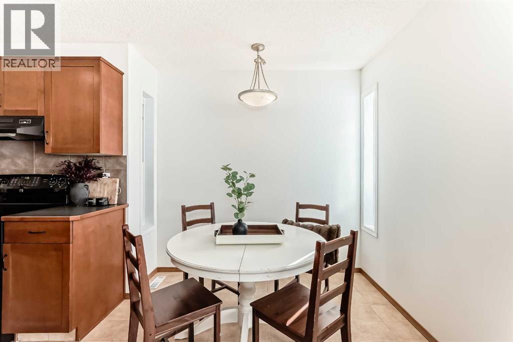 201 Cranberry Square Se, Calgary, Alberta  T3M 1J4 - Photo 8 - A2265962