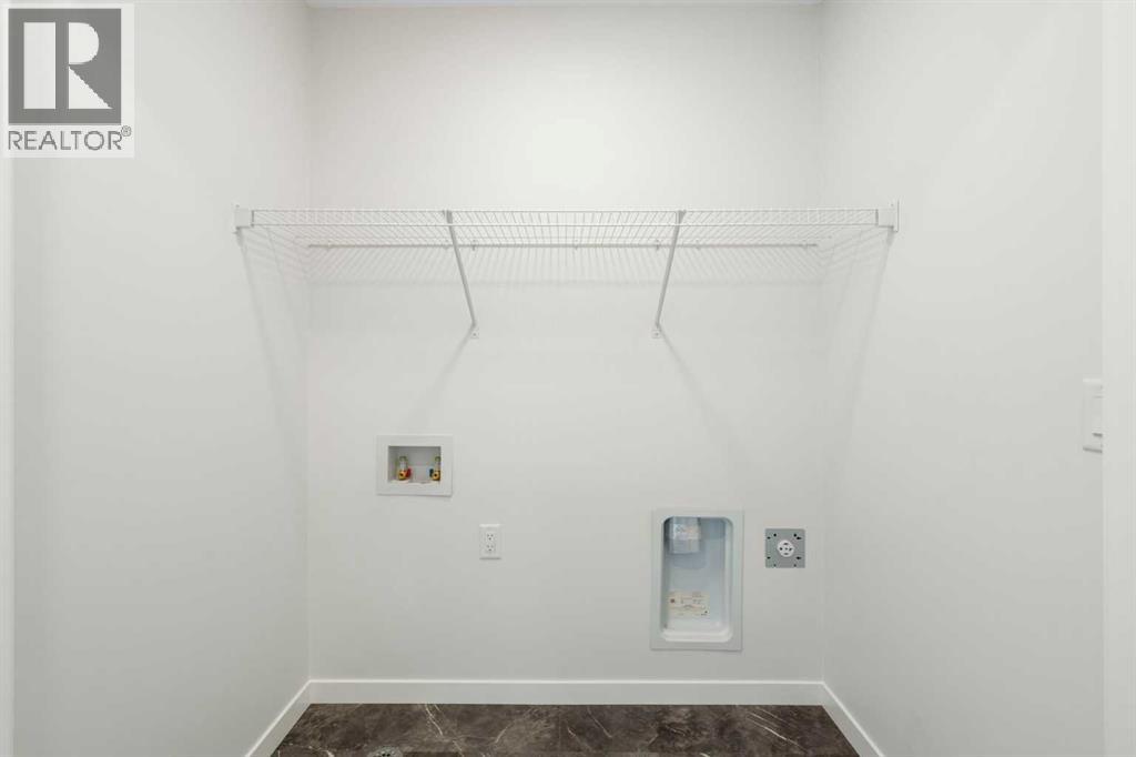 135 Creekview Gardens Sw, Calgary, Alberta  T2X 5X7 - Photo 38 - A2267959