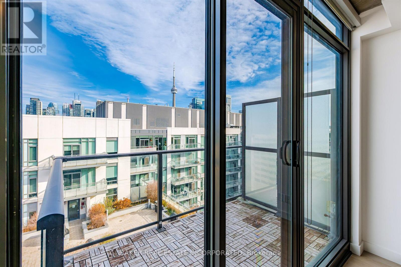 1610 - 111 Bathurst Street, Toronto, Ontario M5V 0M9 - Photo 26 - C12559686