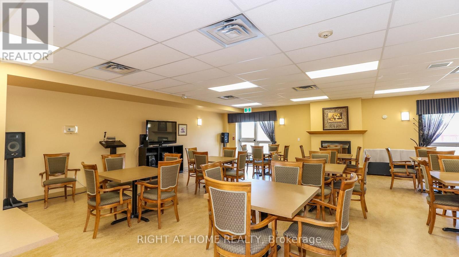 309 - 90 Dean Avenue, Barrie, Ontario  L4N 0M3 - Photo 13 - S12578446